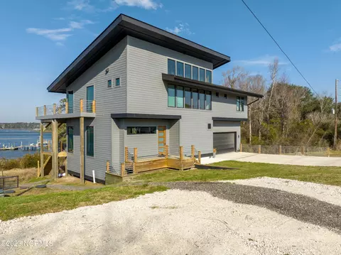 370 Batson Rd, Hampstead, NC 28443 photo 3