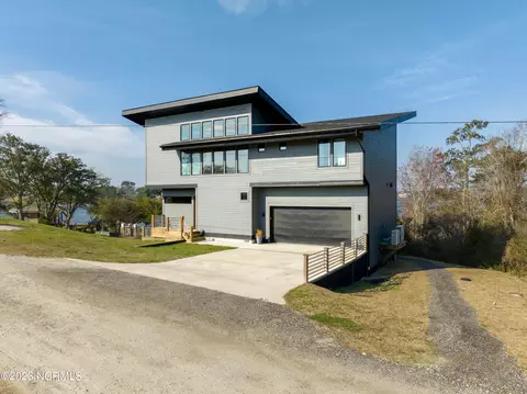 370 Batson Rd, Hampstead, NC 28443 photo 1