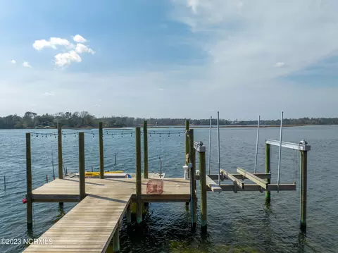 370 Batson Rd, Hampstead, NC 28443 photo 9
