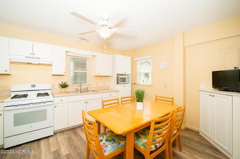 210 Smith St, Atlantic Beach, NC 28512 photo 5
