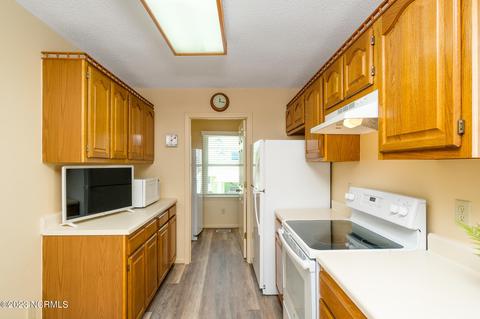 210 Smith St, Atlantic Beach, NC 28512 photo 16