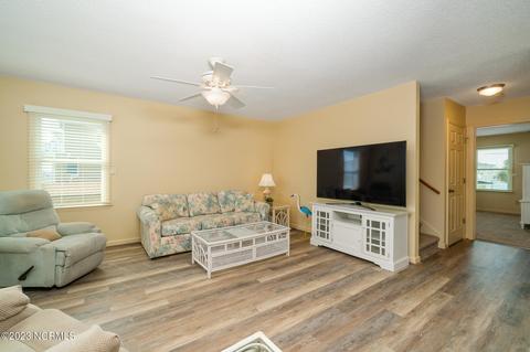 210 Smith St, Atlantic Beach, NC 28512 photo 12