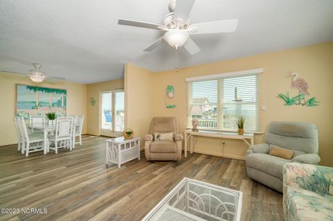 210 Smith St, Atlantic Beach, NC 28512 photo 2