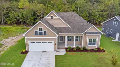1812 Dew Meadow Dr, Winterville, NC 28590