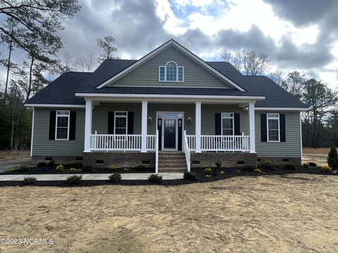 112 Chowan Dr, Winton, NC 27986