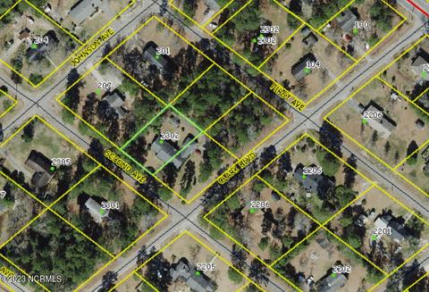 2302 Second Ave, Elizabethtown, NC 28337