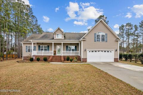 105 Geer Ct, New Bern, NC 28562