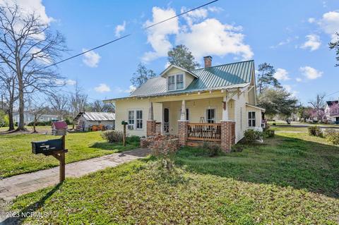 502 E 3rd Ave, Chadbourn, NC 28431 photo 2