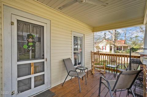 502 E 3rd Ave, Chadbourn, NC 28431 photo 3
