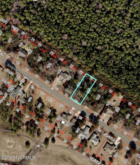 1726 Caracara Dr, New Bern, NC 28560