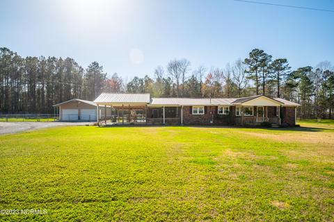 2300 New Britton Hwy E, Whiteville, NC 28472