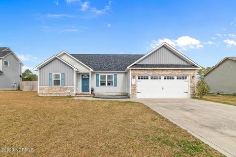 210 Brice Ct, Hubert, NC 28539 photo 1