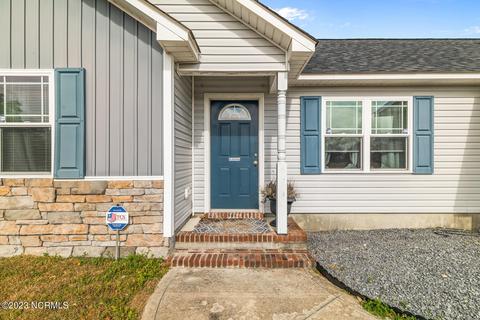 210 Brice Ct, Hubert, NC 28539 photo 4