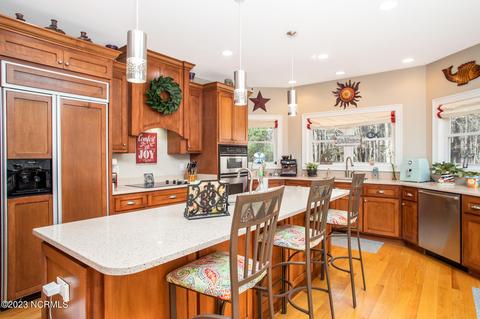 39 Gables Rd, New Bern, NC 28562 photo 3