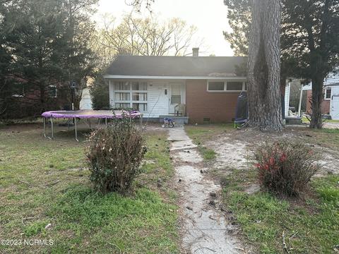 1206 Ferndale Ln, Kinston, NC 28501