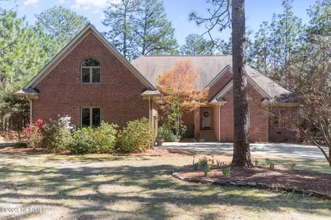 8 Maples Ln, Pinehurst, NC 28374 photo 1