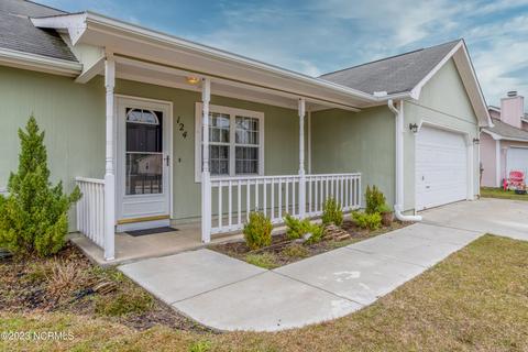 124 Daphne Dr, Hubert, NC 28539 photo 2