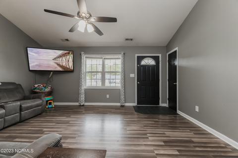 124 Daphne Dr, Hubert, NC 28539 photo 6
