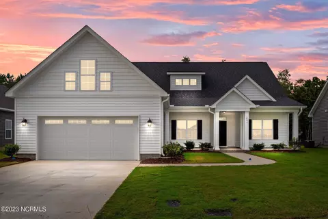 1804 Dew Meadow Dr, Winterville, NC 28590