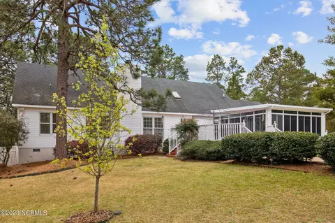 65 Mcqueen Rd, Pinehurst, NC 28374 photo 3
