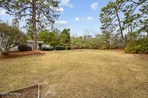 65 Mcqueen Rd, Pinehurst, NC 28374 photo 5
