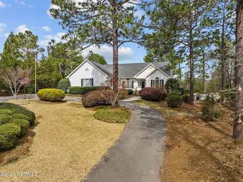 65 Mcqueen Rd, Pinehurst, NC 28374 photo 1