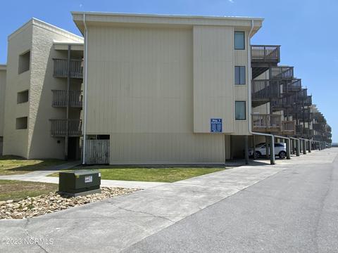 9100 Reed Dr #3208, Emerald Isle, NC 28594