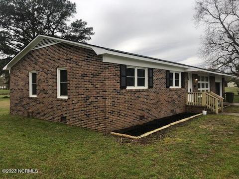 409 E 5th St, Washington, NC 27889 photo 3