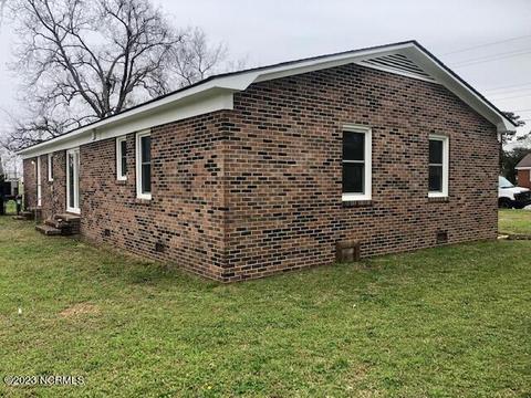 409 E 5th St, Washington, NC 27889 photo 2