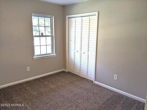 104 Freeport Ct, Hubert, NC 28539 photo 11