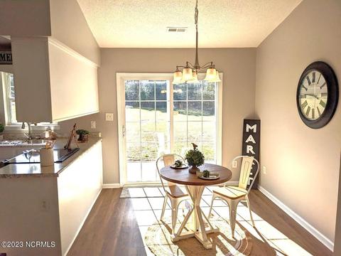 104 Freeport Ct, Hubert, NC 28539 photo 4
