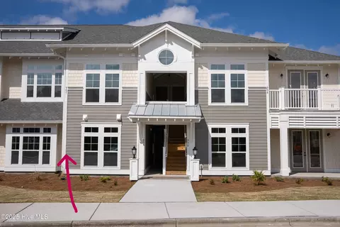 2537 St James Dr #905, Southport, NC 28461
