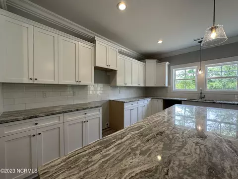 296 E Ivybridge Dr, Hubert, NC 28539 photo 8