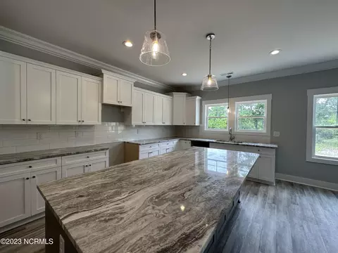 296 E Ivybridge Dr, Hubert, NC 28539 photo 9