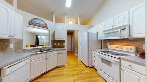 3 Oak Tree Ln, Pinehurst, NC 28374 photo 9