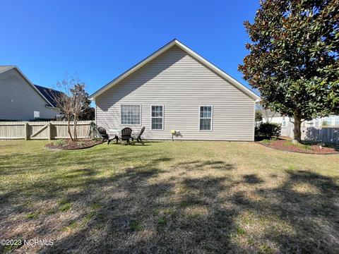 116 Mulberry Cir, Hampstead, NC 28443 photo 9