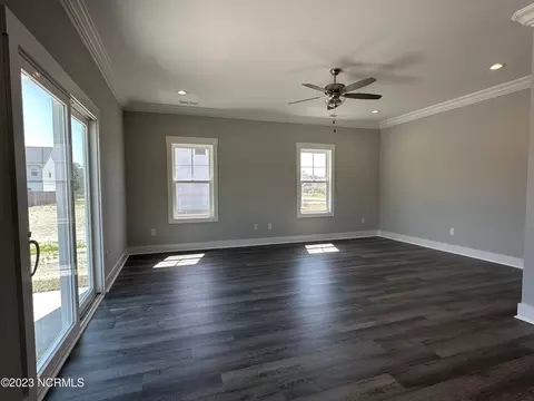 286 E Ivybridge Dr, Hubert, NC 28539 photo 5