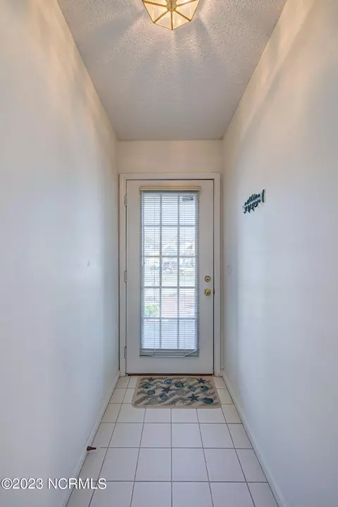 841 Sloop Pointe Ln, Kure Beach, NC 28449 photo 4