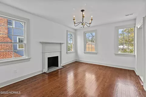 220 E Water St, Washington, NC 27889 photo 32