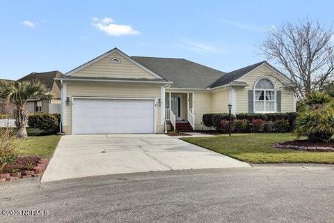 748 Gulf Stream Dr, Kure Beach, NC 28449