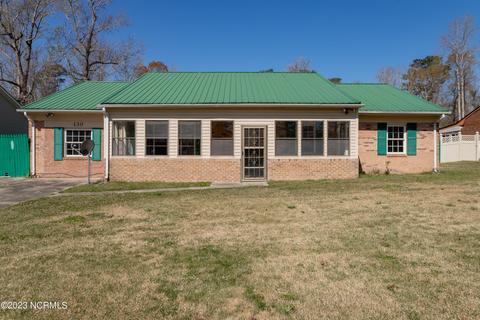130 Balsam Rd, Jacksonville, NC 28546
