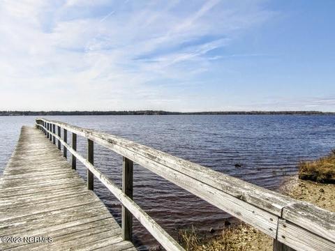 133 White Oak Bluff Rd, Stella, NC 28582 photo 7