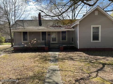 308 W 10th St, Scotland Neck, NC 27874