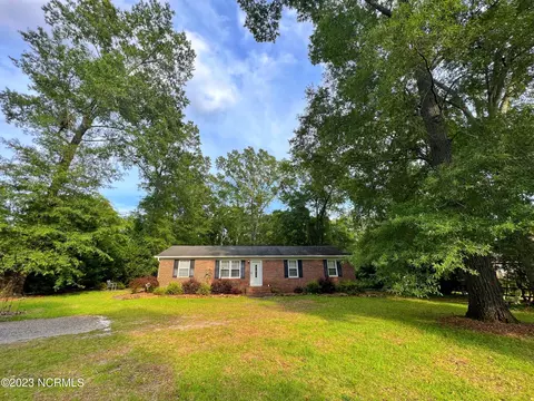 108 Roberdel School Rd, Rockingham, NC 28379