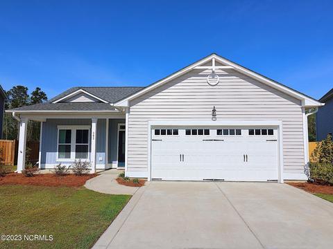 141 Starling Dr, Hampstead, NC 28443