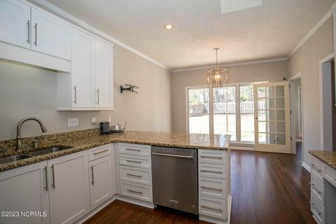 815 Burning Tree Rd, Pinehurst, NC 28374 photo 11
