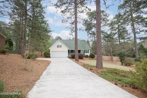 6 Pierce Pl, Pinehurst, NC 28374 photo 4