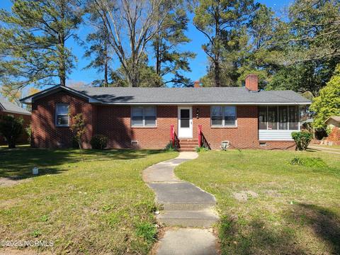 203 W Daniels St, Kinston, NC 28501