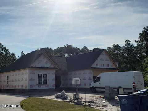 121 Penquin Pl, Hampstead, NC 28443
