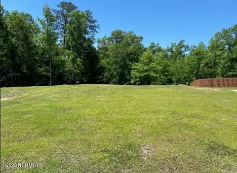 101 St Charles Ln, Jacksonville, NC 28546